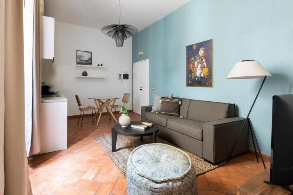 Charming 1br In Navona Square Rom