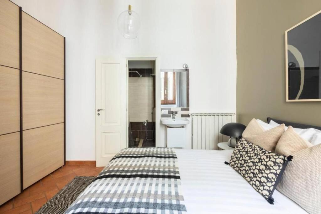 Apartment Charming 1br In Navona Square Rom